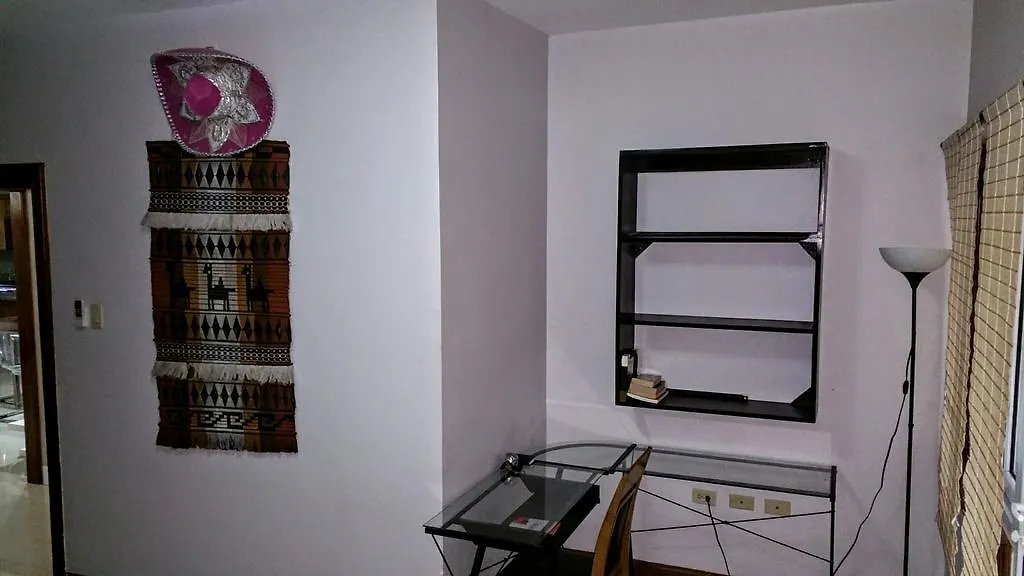 Modern London Apartment Irish Town 0*,
